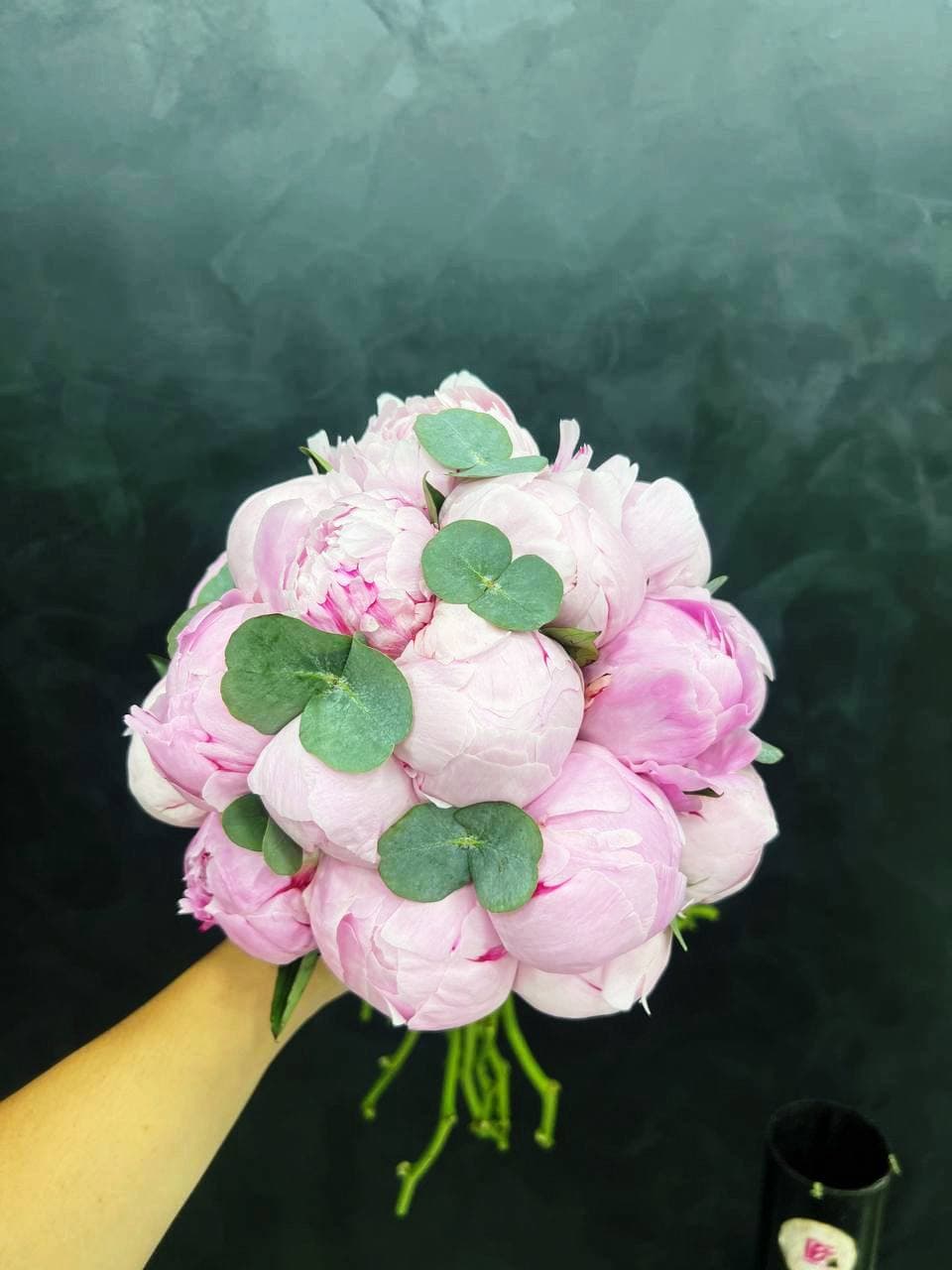 Розовые пионы